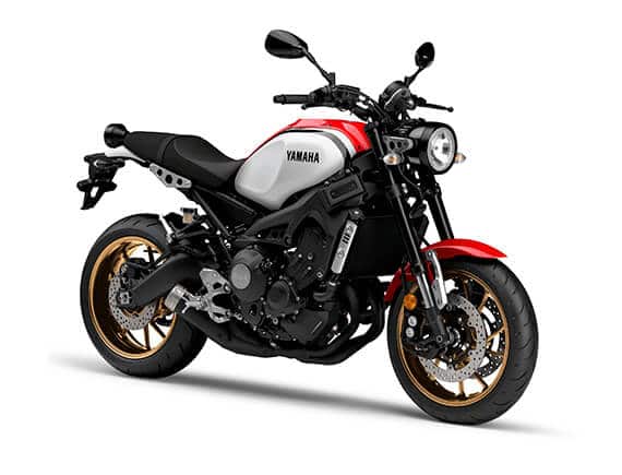 Yamaha XSR900 negra